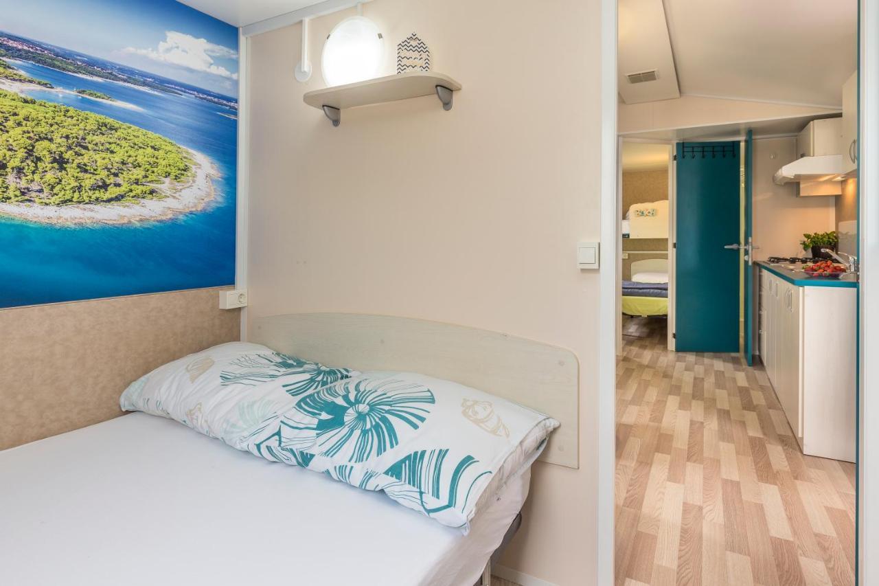 West Coast Mobilhome With Xxl Terrace Tar-Vabriga Eksteriør bilde